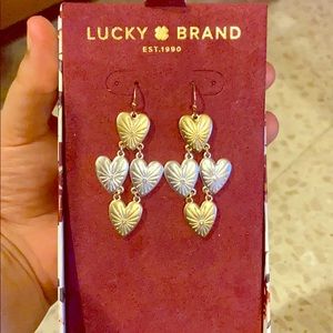 Lucky brand heart earrings 😍